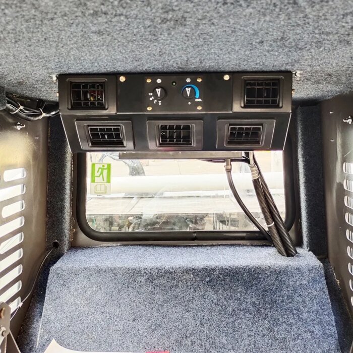 High Quality Mini Skid Steer Loader Huade Engine Europe US - Image 4