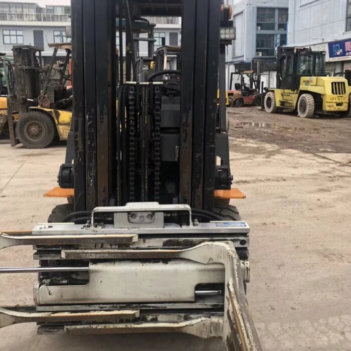 HANGCHA H25 2500kg Second Hand Flat Clamp Forklift High Efficiency - Image 5