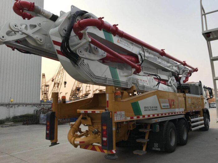HB52V XS52 52m 170m3/h Truck-Mounted Concrete Pump - Image 6