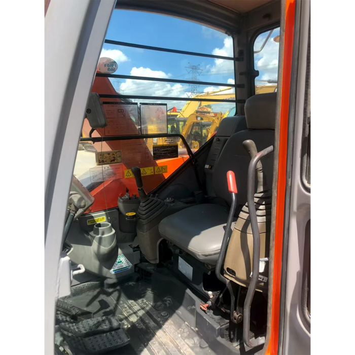 Used Hitachi ZX75 Mini Excavator 2023 Isuzu 0.31m Bucket 7400kg - Image 4