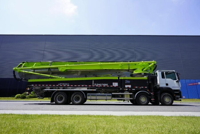 ZLJ5460THBKF 62X-6RZ 4 Axles 62m Concrete Boom Pump Truck - Image 4
