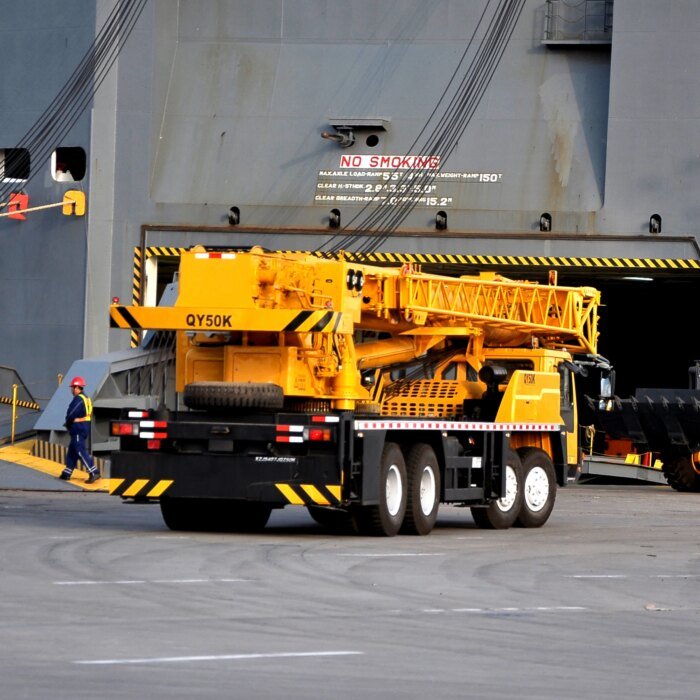 110t Hydraulic Truck Crane XCT110 Hot Sale China - Image 3