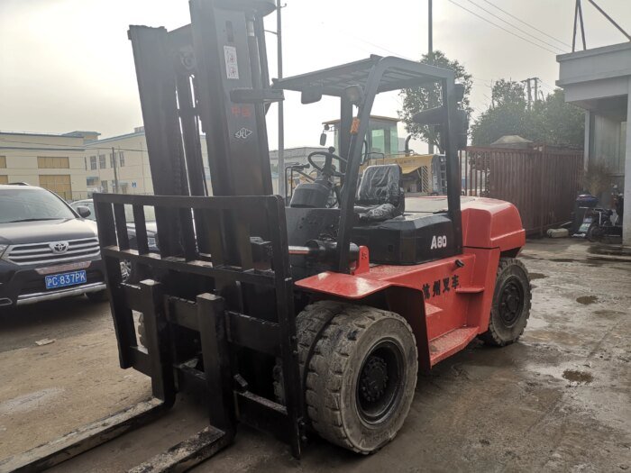 HANGCHA A80 8 Ton Used 4WD Forklift 80% Spot Sale - Image 3