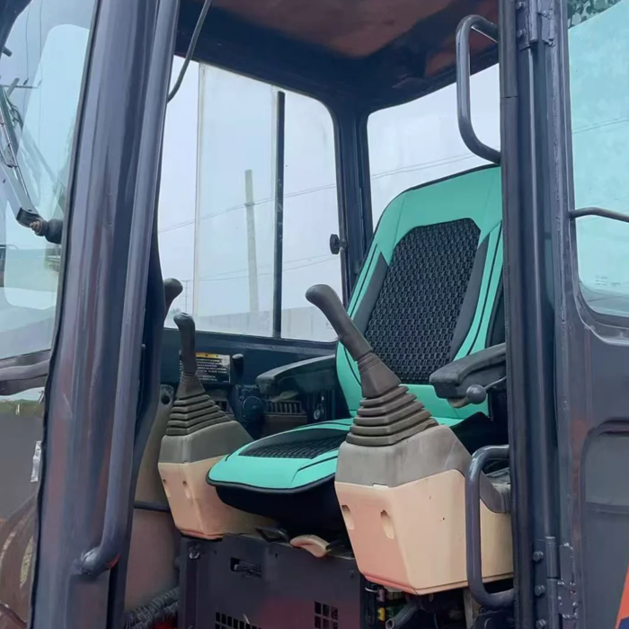 Used Doosan DH55 5.5T Mini Excavator Original Condition - Image 6