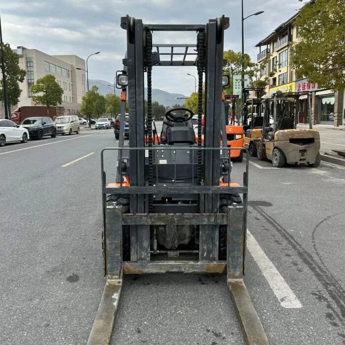 Lonking 35 Forklift 3.5ton Used Good Performance Sale - Image 3
