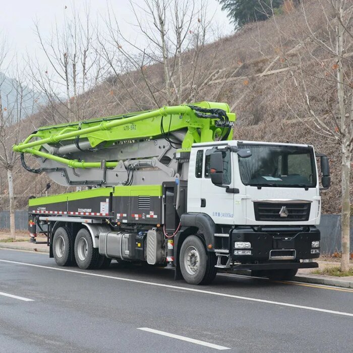 ZLJ5340THBJF 47X-5RZ 47m 3 Axles Concrete Boom Pump Truck - Image 5