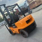 Used HANGCHA A35Z Forklift 4m Two Section Gantry Low Price Hot Sale - Image 5