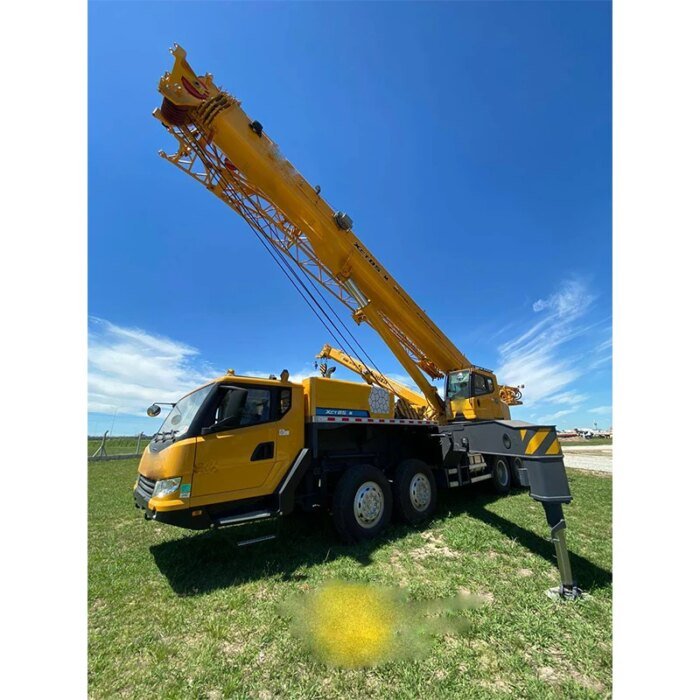 STC1100T7 110t Mobile Truck Jib Crane - Image 5