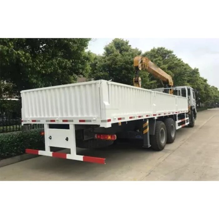 25 Ton Telescopic Boom Hydraulic Truck Crane - Image 3