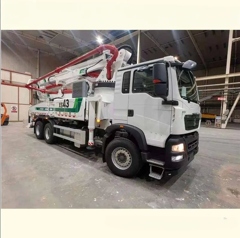 Concrete Boom Pump Truck XS43 3 Axles 43m