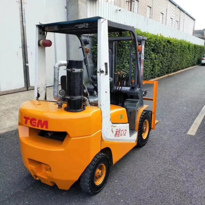 Used TOYOTA TCM 30 Forklift 3 Ton Low Price High Efficiency - Image 6