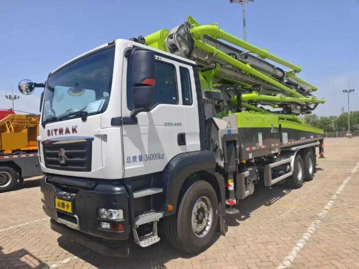 Zoomlion 50X-6RZ 50m 297KW Mobile Concrete Pump - Image 2