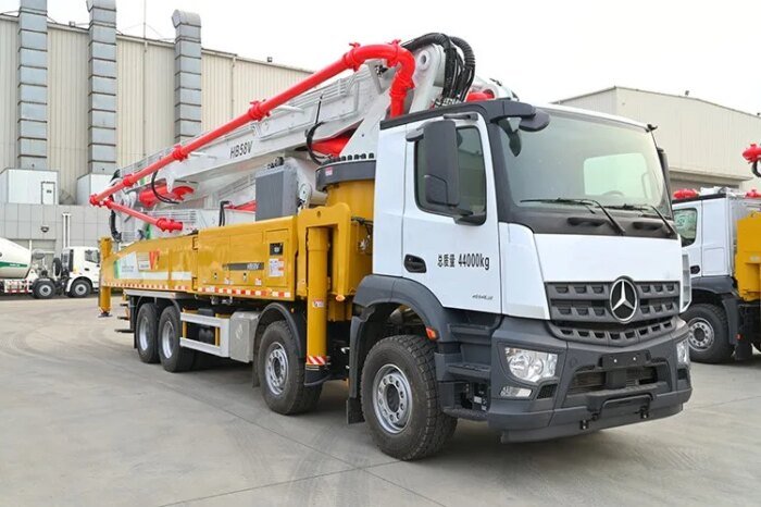 HB58V 58m Concrete Pump Truck Hot Sale Optional Chassis - Image 3