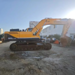 Used Hyundai 305 Excavator Original Paint Good Working Condition - Image 2