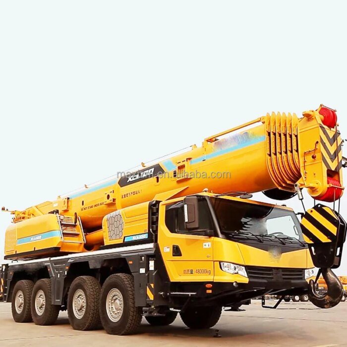 60 Ton Rough Terrain Crane ZRT600E532 4X4 Price - Image 4