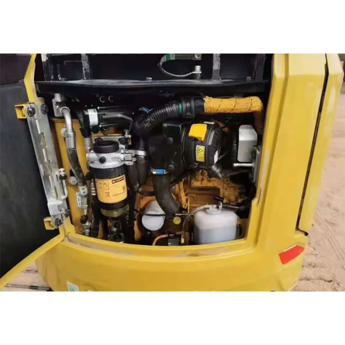 EPA Certified 2022 CAT302C 2ton Mini Excavator - Image 6