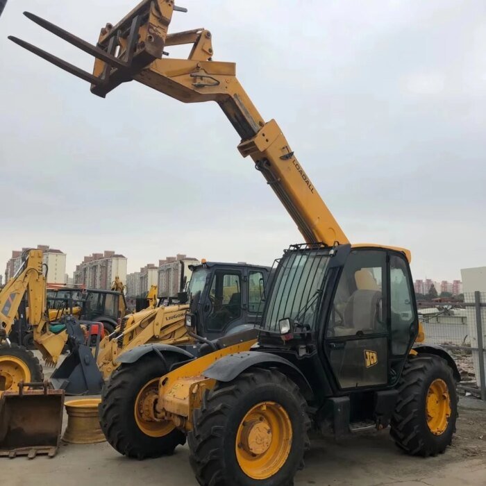 Used JCB 530 Forklift Good Condition Construction Lifting Machine - Image 3