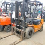 HANGCHA H30 3 Ton Secondhand 4WD Forklift Low Price - Image 3