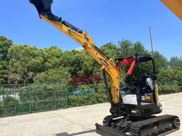 SANY SY26U 2.6T Compact Excavator Yanmar Zero Tail Swing - Image 3