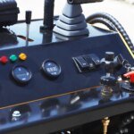 Chinese 4x4 Mini Skip Steer Loaders CE/EPA Engines - Image 5