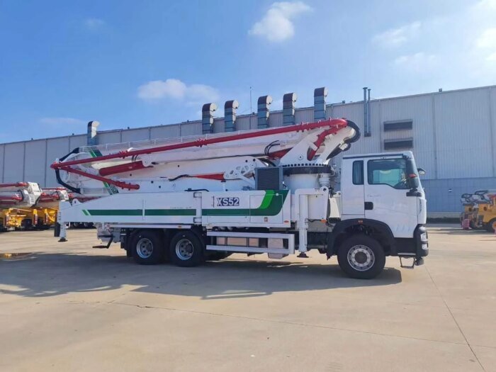 XS52 3 Axles 52m 6-Section Concrete Boom Pump Truck - Image 4