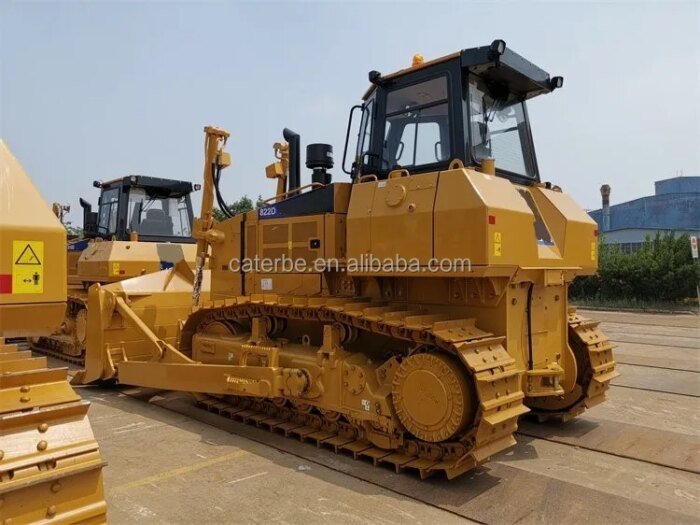 822D Heavy Crawler Bulldozer for Earthwork & Terrain Shaping - Image 3