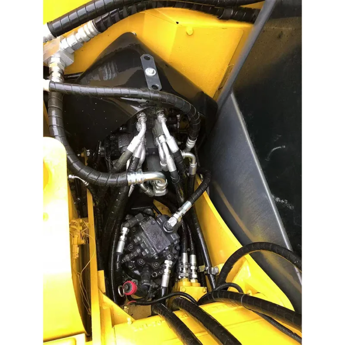 Used Komatsu PC70-8 7 Ton Mini Crawler Excavator 2021 57HP - Image 5