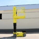 HOWO 10t Knuckle Boom 6x4 371HP Truck Crane Sale - Image 2