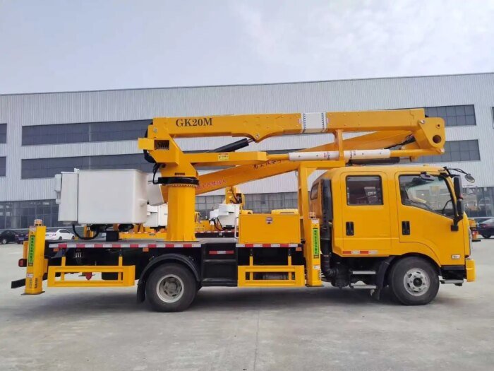 Dongfeng 20-35m Hybrid Insulated Boom Aerial Work Platform - Image 4