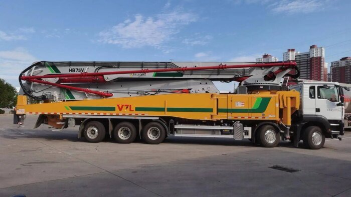 75m Truck-Mounted Concrete Pump Hb75V - Image 2