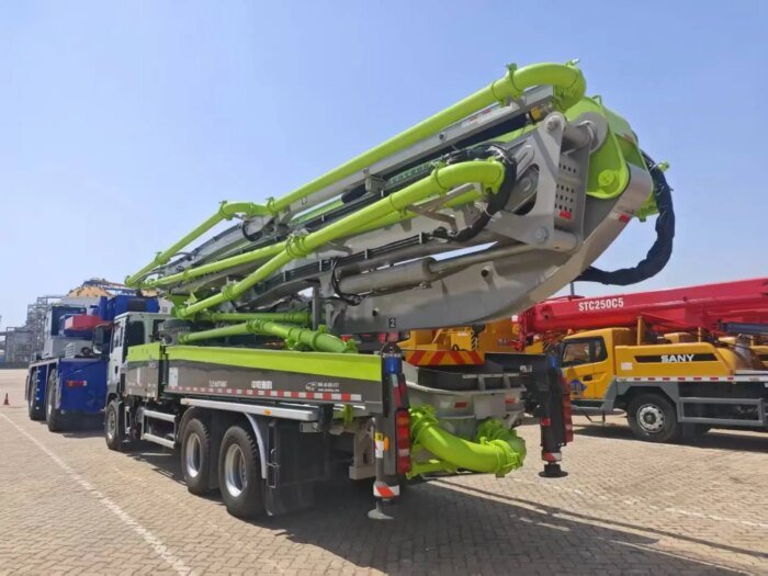 Zoomlion 50X-6RZ 50m 297KW Mobile Concrete Pump - Image 5