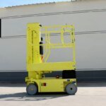 High Quality Electric Telescopic Aerial Work Lift Platform Indoor Sleeve Type Vertical Mast Lift for Warehouse - Image 2