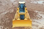 818F Crawler Bulldozer: Heavy Earthmoving Construction Machine - Image 3