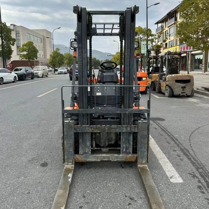 Used LONKING 35 Forklift 4 Wheel China High Quality Construction Lifting Machine - Image 4