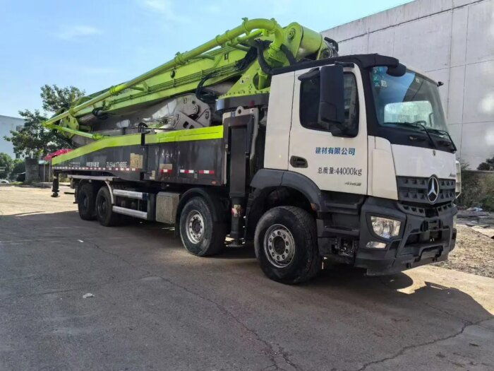 2020 Zoomlion 49.3m Benz Chassis Pump Truck 170m/h 1381h - Image 3