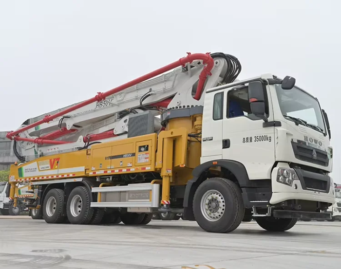 XS50 3 Axles 50m 5 Sections Boom Concrete Pump Truck - Image 3