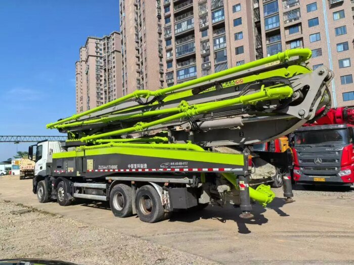 2020 Zoomlion 49.3m Benz Chassis Pump Truck 170m/h 1381h - Image 5