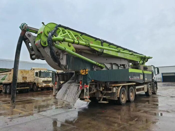 Used Zoomlion 59m Diesel Pump Truck 2021 C5 Emissions - Image 3