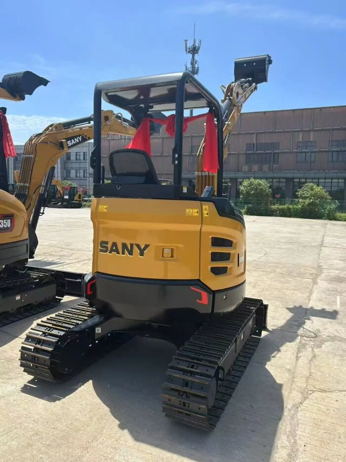 SANY SY26U 2.6T Compact Excavator Yanmar Zero Tail Swing - Image 4