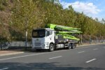 ZLJ5340THBKF 47X-5RZ 47m 3 Axles Concrete Boom Pump Truck - Image 5