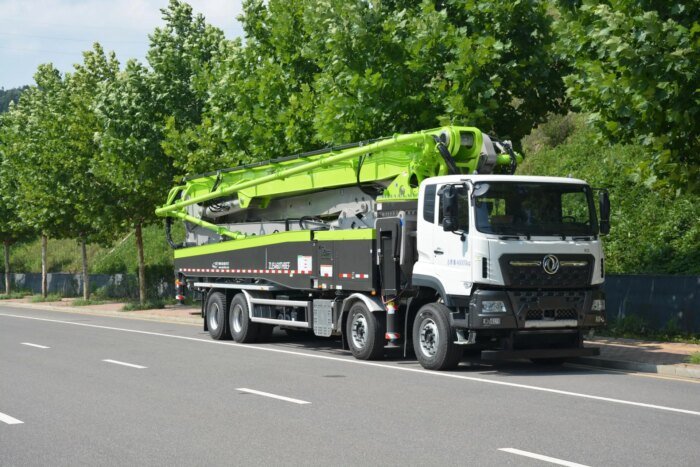 ZLJ5460THBKF 62X-6RZ 4 Axles 62m Concrete Boom Pump Truck - Image 6