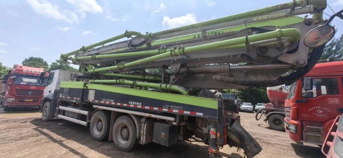 Zoomlion 50m Concrete Pump Truck ZLJ5360THBKF 50X-6RZ Sale - Image 5