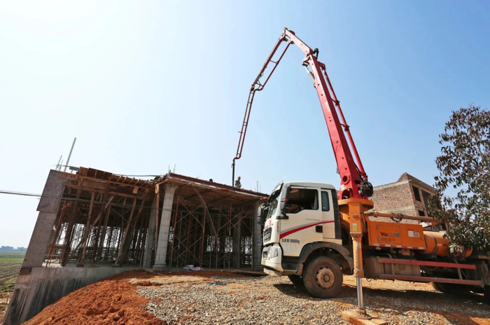 30m SYM5180THBES 30C-8 Truck Mounted Concrete Pump - Image 6