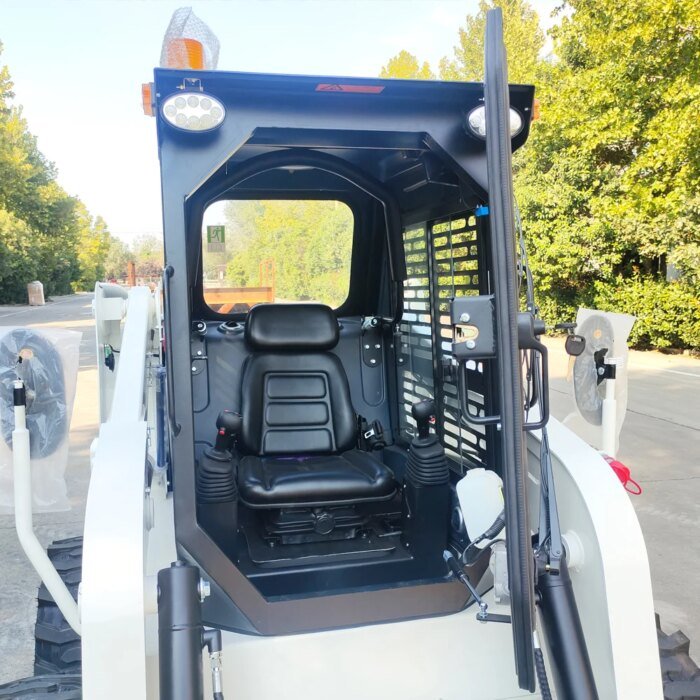 New Arrival EPA Certified Mini Skid Steer with Attachments - Image 5