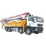 62m Concrete Pump Truck HB62V Famous Chassis Construction
