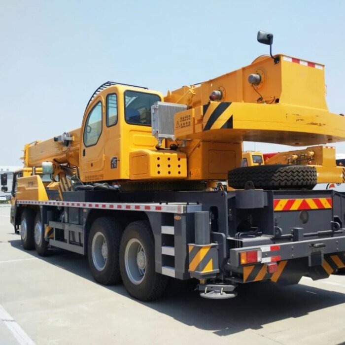85 Ton ZCC850V Crawler Crane in Stock - Image 6