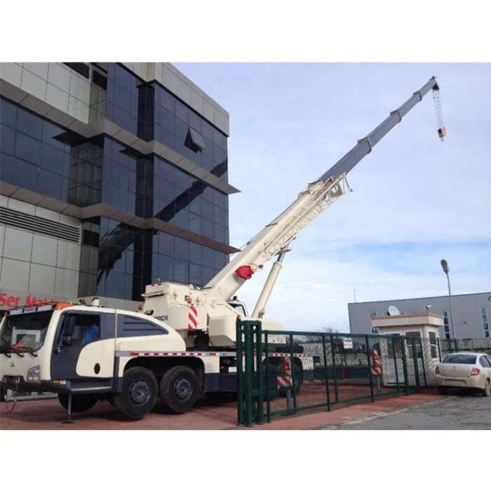 Sinomach 55 Ton Truck Crane TTC055G Hoisting Machinery - Image 6