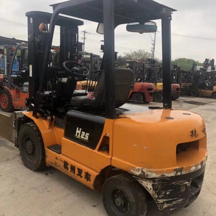HANGCHA H25 2500kg Second Hand Flat Clamp Forklift High Efficiency - Image 3