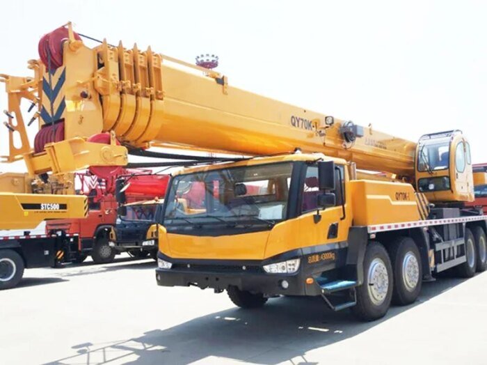 110t Truck Crane XCT110 Heavy Mobile Crane for Algeria - Image 3