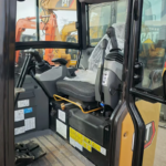 Caterpillar Cat302 Used Mini Crawler Excavator with Hydraulic Thumb - Image 5